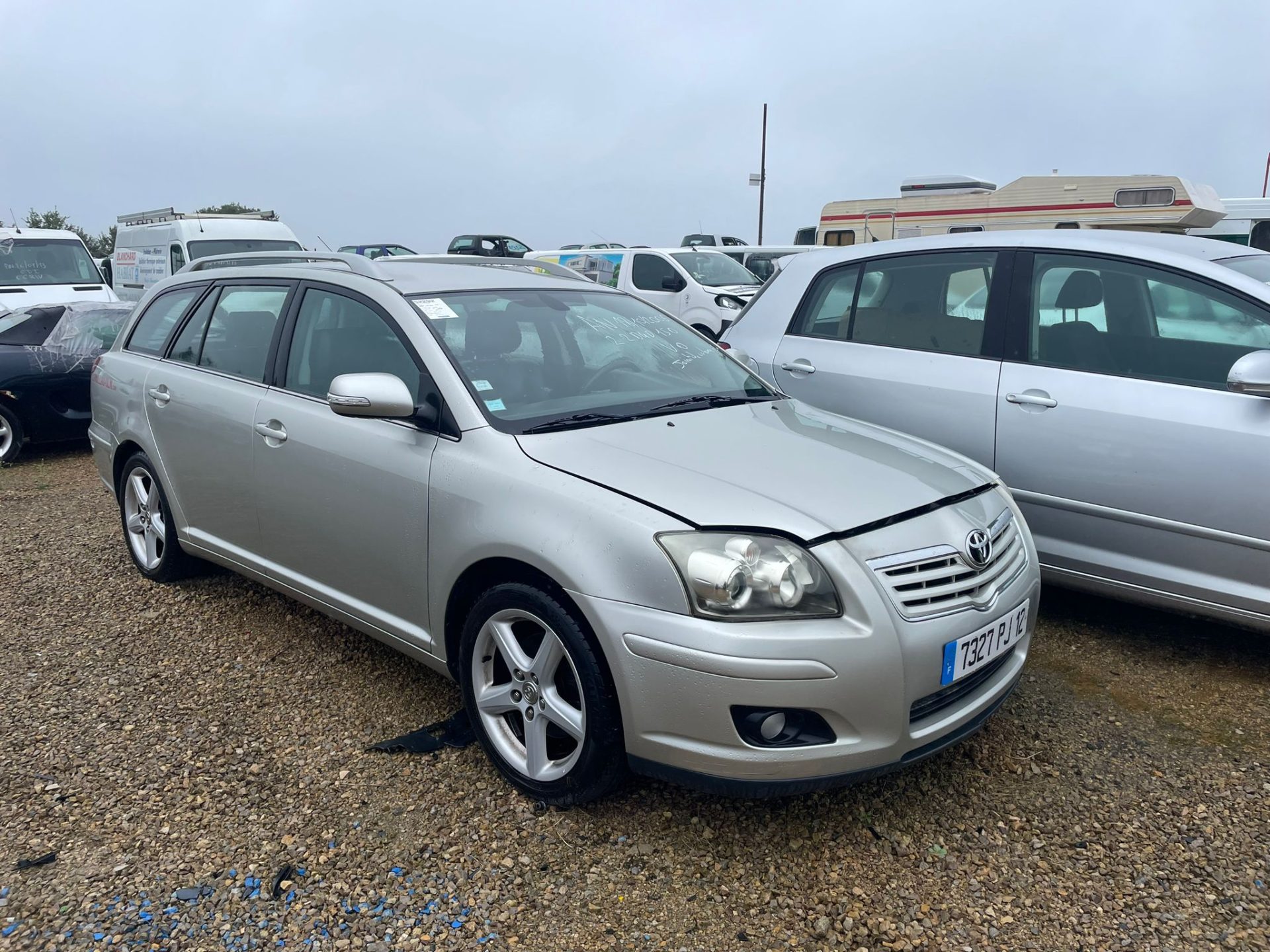 TOYOTA Avensis 150 D-4D